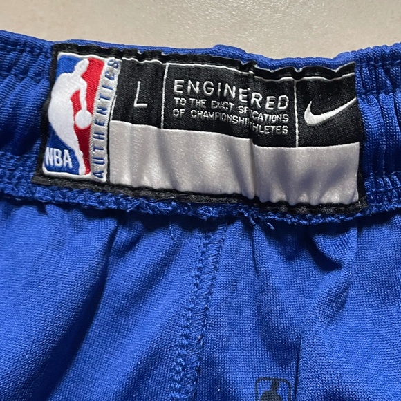 Nike NBA Golden State Warriors Dri Fit Shorts Size L EUC - Picture 3 of 7